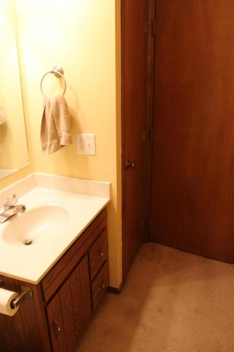 124 Wade Dr, Dover, OH 44622 photo 10