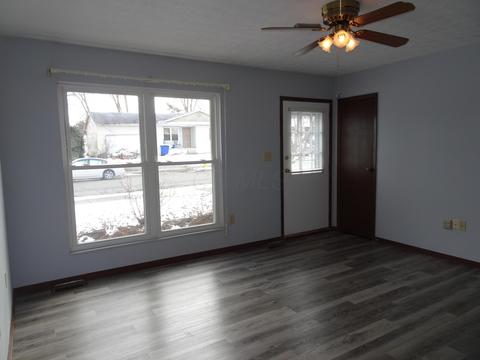 220 Lonepine Rd, Delaware, OH 43015 photo 2