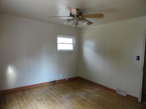 137 Wolfe Ave, Mansfield, OH 44907 photo 8