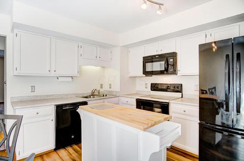1275 Pineview Trl #A, Newark, OH 43055 photo 4