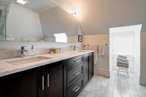 147 E 1st Ave, Columbus, OH 43201 photo 30