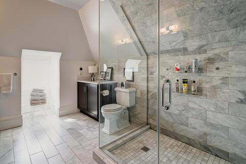 147 E 1st Ave, Columbus, OH 43201 photo 31
