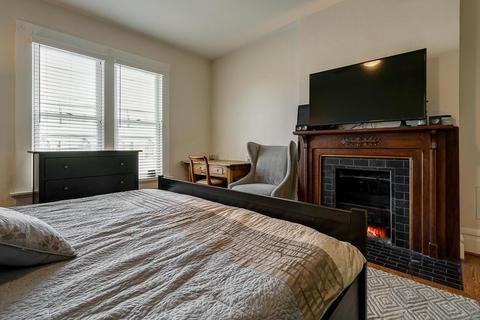 147 E 1st Ave, Columbus, OH 43201 photo 21