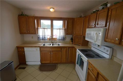 1949 E County Line Rd, Springfield, OH 45502 photo 13