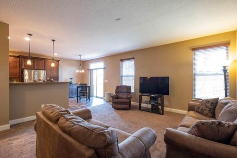 237 Faulkner Dr, Lithopolis, OH 43136 photo 11