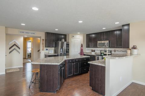1058 Gartner Ct, Obetz, OH 43207 photo 12
