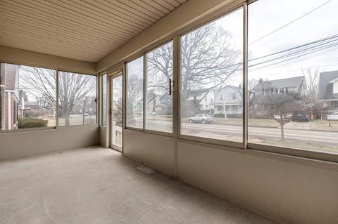 396 E Weber Rd, Columbus, OH 43202 photo 3