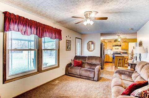 1337 Eagle View Dr, Columbus, OH 43228 photo 11