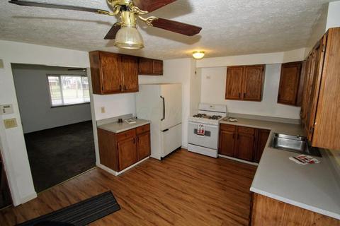 3537 Eakin Rd, Columbus, OH 43204 photo 9