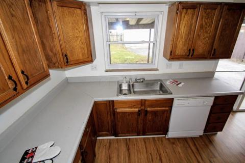 3537 Eakin Rd, Columbus, OH 43204 photo 5