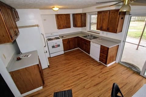 3537 Eakin Rd, Columbus, OH 43204 photo 7