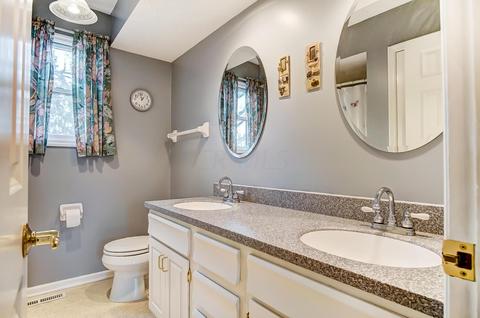 7947 Sarahurst Dr, Dublin, OH 43016 photo 24