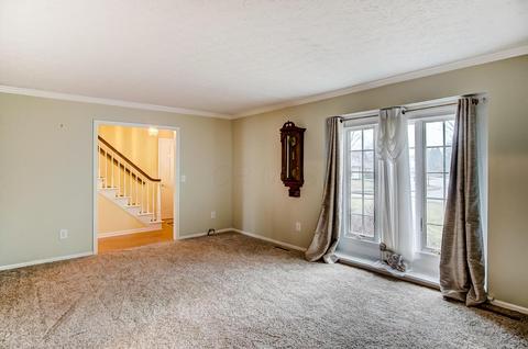 7947 Sarahurst Dr, Dublin, OH 43016 photo 4