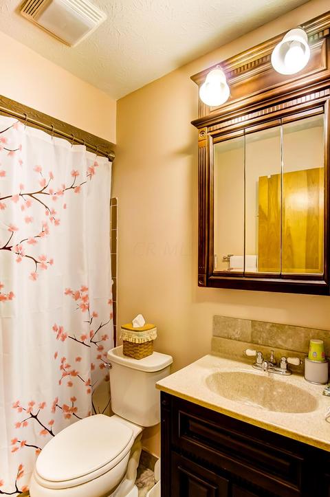 471 Mccutcheon Rd, Columbus, OH 43230 photo 18