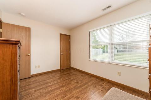 3885 Farm Brook Ln, Columbus, OH 43204 photo 17