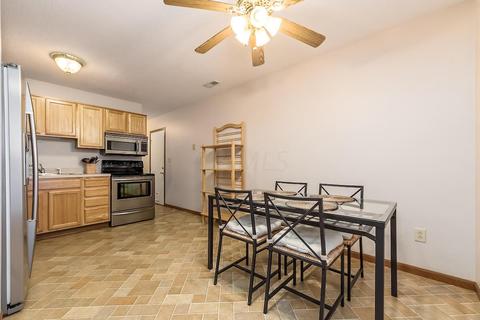 3885 Farm Brook Ln, Columbus, OH 43204 photo 7