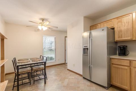 3885 Farm Brook Ln, Columbus, OH 43204 photo 10