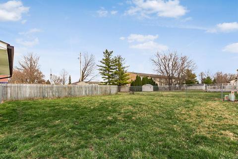 3885 Farm Brook Ln, Columbus, OH 43204 photo 18