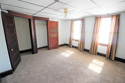 36 E North St, Newark, OH 43055 photo 18