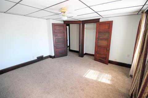 36 E North St, Newark, OH 43055 photo 17