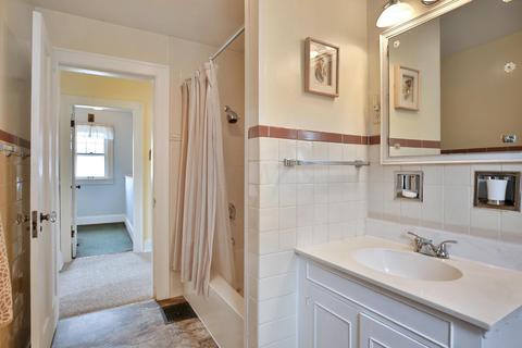 185 E Kelso Rd, Columbus, OH 43202 photo 24