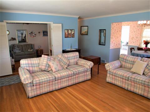 634 E Stanton Ave, Columbus, OH 43214 photo 4