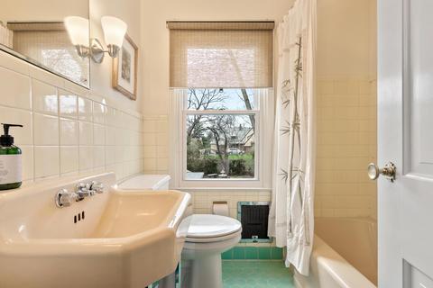 421 Brookside Dr, Columbus, OH 43209 photo 20