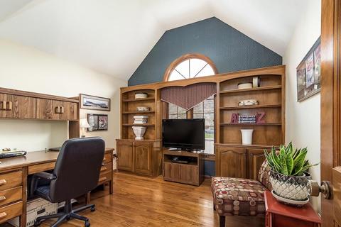 4750 Bridle Path Ct, Dublin, OH 43017 photo 7