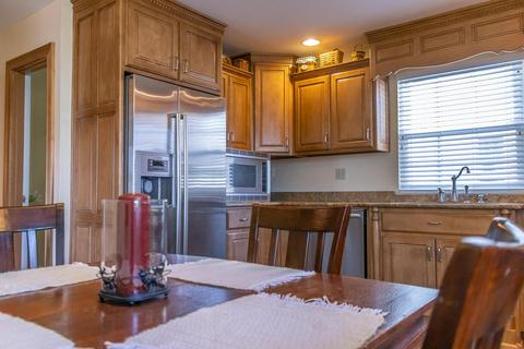 163 Locust St, Jackson, OH 45640 photo 8