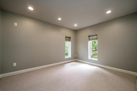 7961 Riverside Dr, Dublin, OH 43016 photo 17