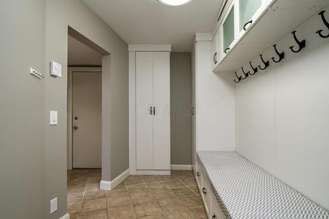 7961 Riverside Dr, Dublin, OH 43016 photo 8
