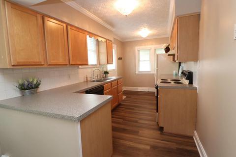477 Eldon Ave, Columbus, OH 43204 photo 13