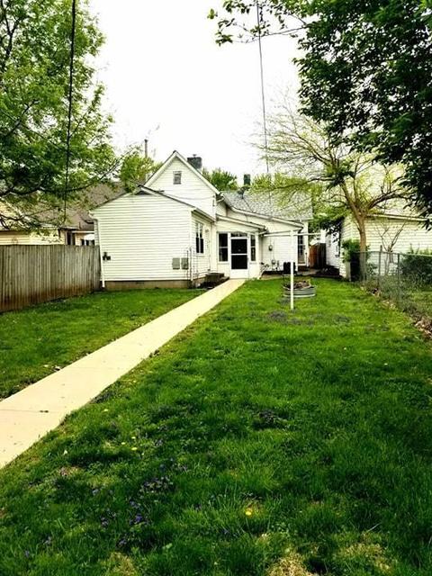143 W High St, Circleville, OH 43113 photo 6