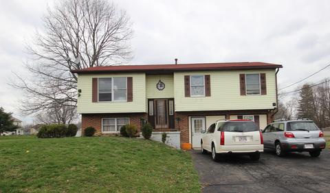 403 E Cumberland St, Hebron, OH 43025 photo 1