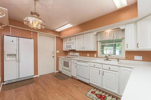 586 Mapleview Ln, Circleville, OH 43113 photo 12