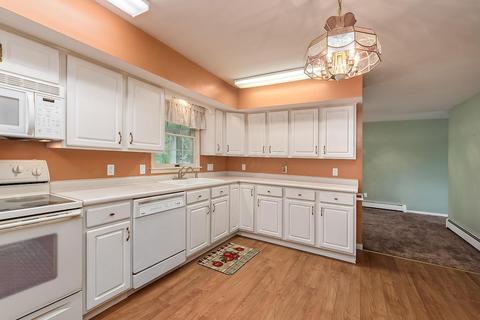 586 Mapleview Ln, Circleville, OH 43113 photo 11