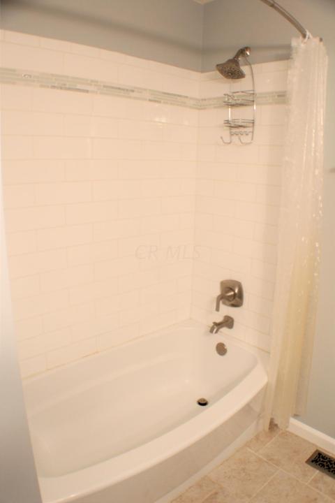 8763 Ripton Dr, Powell, OH 43065 photo 24