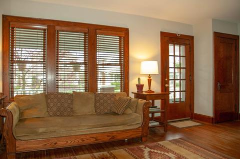 512 E Weber Rd, Columbus, OH 43202 photo 6