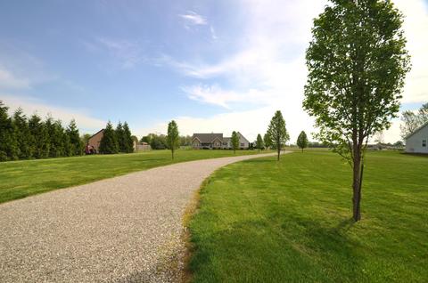 14788 Neff Rd, Orient, OH 43146 photo 2