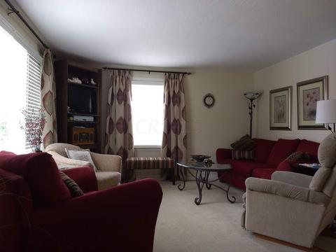 2412 Home Orchard Dr, Springfield, OH 45503 photo 3