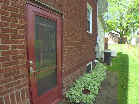 739 Warner Ave, Logan, OH 43138 photo 4