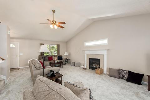 245 Iris Trail Dr, Galloway, OH 43119 photo 5