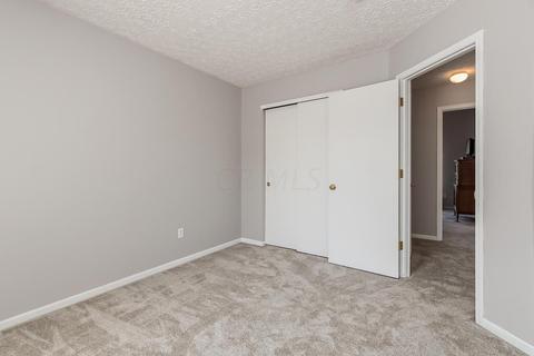 245 Iris Trail Dr, Galloway, OH 43119 photo 16