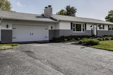 75 Gregory Dr, Newark, OH 43055 photo 2