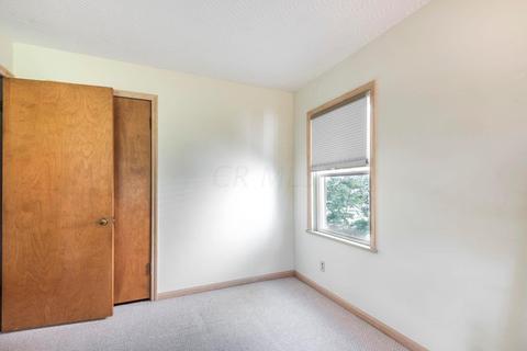 656 E Beaumont Rd, Columbus, OH 43214 photo 12