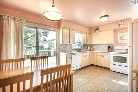 656 E Beaumont Rd, Columbus, OH 43214 photo 2