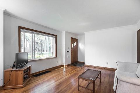 656 E Beaumont Rd, Columbus, OH 43214 photo 6