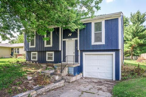 2032 Wolverhampton Rd, Powell, OH 43065 photo 1