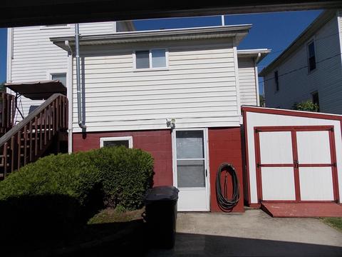 24 Broad St, Glouster, OH 45732 photo 7
