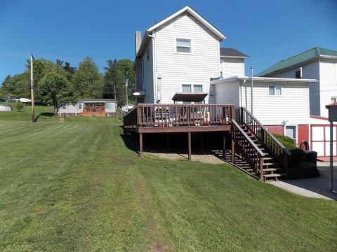 24 Broad St, Glouster, OH 45732 photo 3